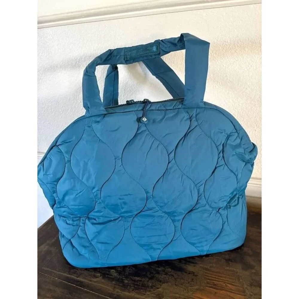 Vera Bradley Featherweight Tote Bag Peacock Feather NWT - Picture 2 of 5